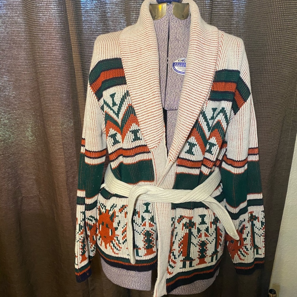 Tribal style vintage sweater with belt 70s